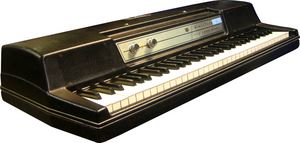EP200A Vintage Electric Piano w/legs & pedal